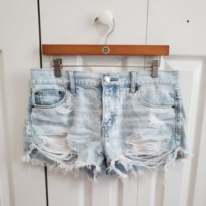 American Eagle Tom Girl Distressed Shortie
